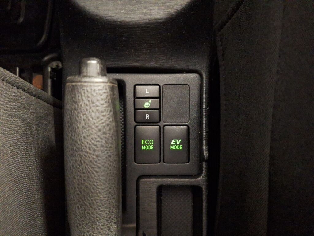 Toyota Yaris 2013 Harmaa