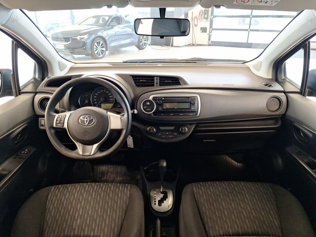 Toyota Yaris 2013 Harmaa