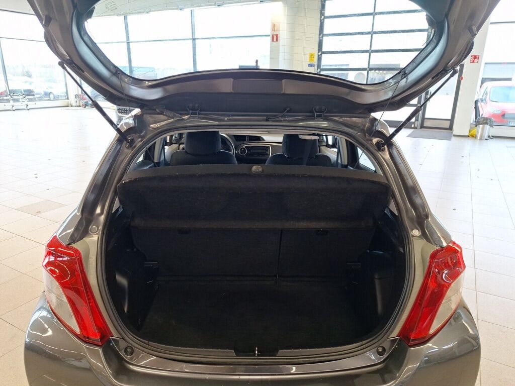 Toyota Yaris 2013 Harmaa