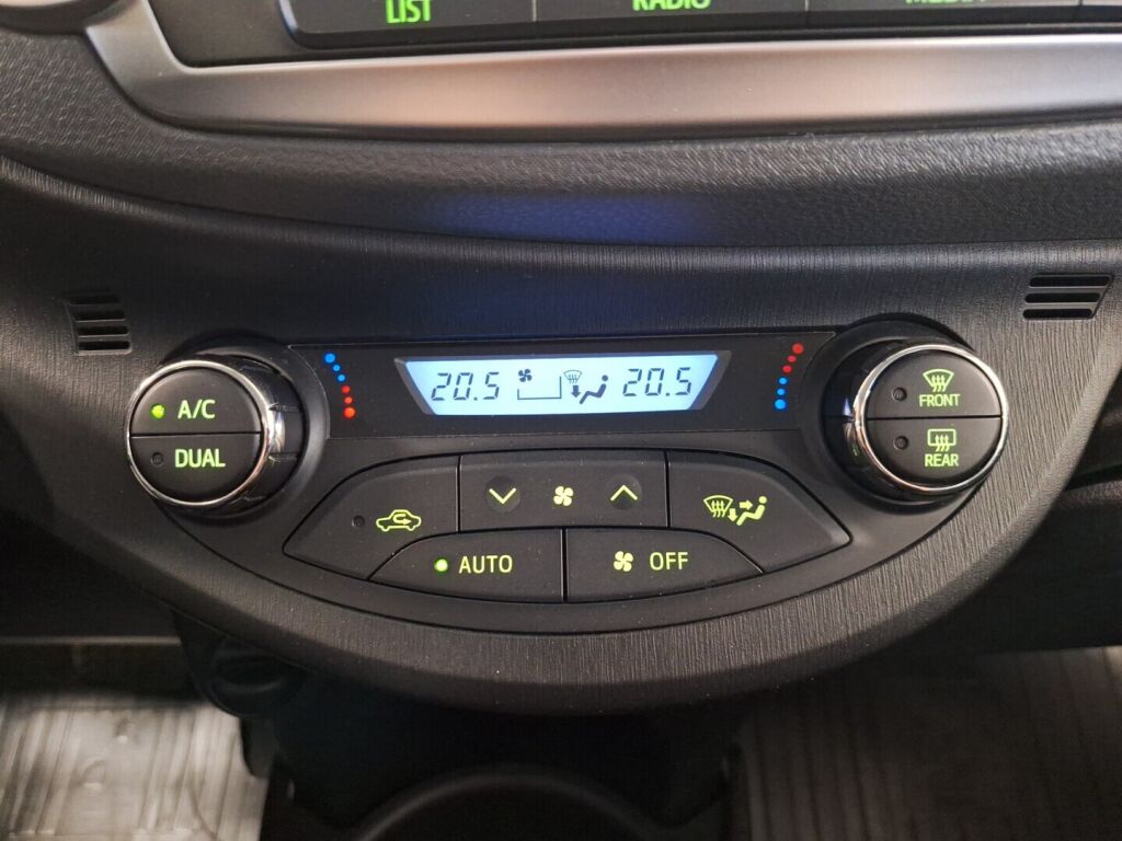 Toyota Yaris 2013 Harmaa