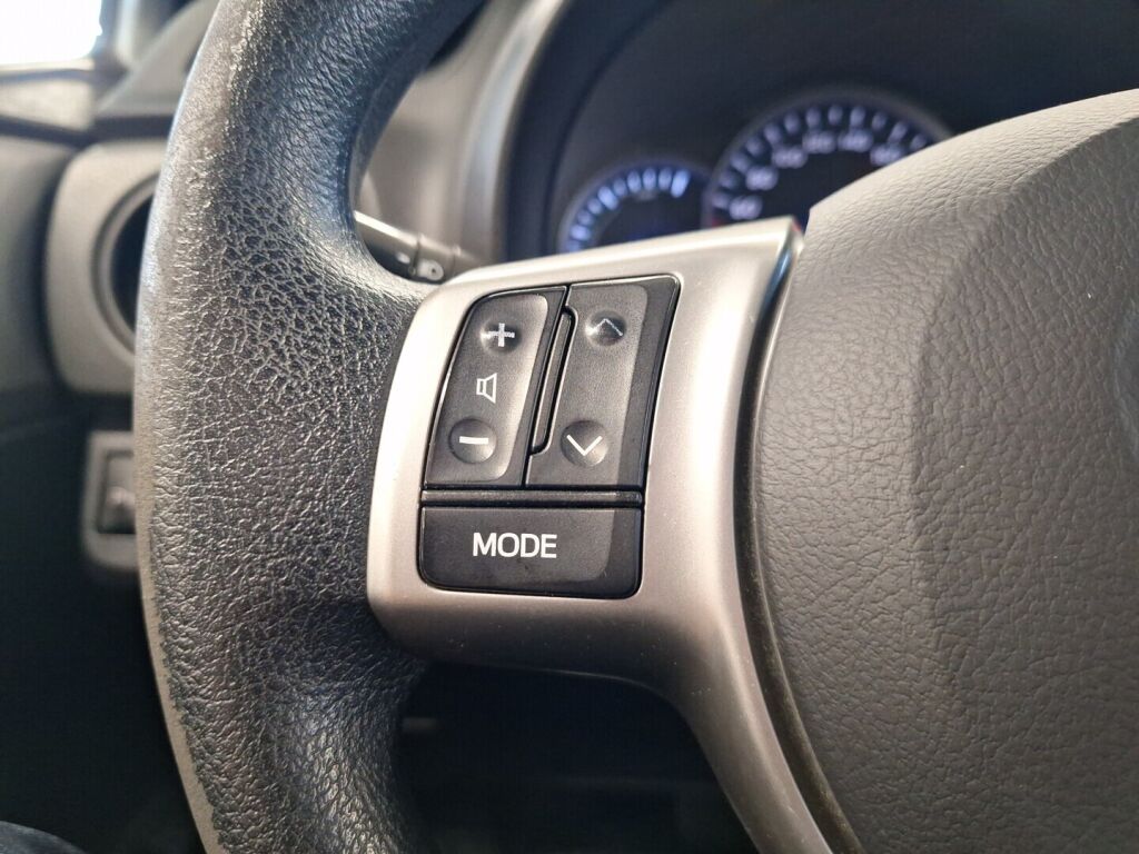 Toyota Yaris 2013 Harmaa