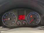Volkswagen Jetta 2007 Ruskea (beige)