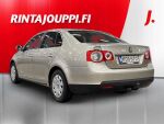 Volkswagen Jetta 2007 Ruskea (beige)