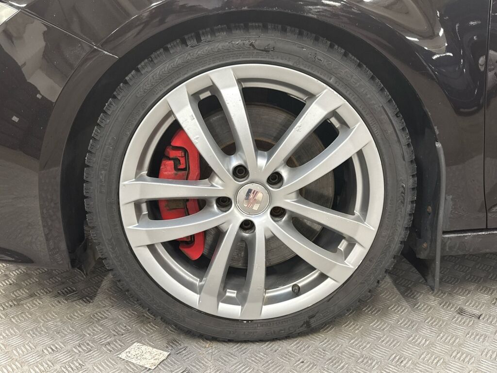 Seat Leon 2007 Musta