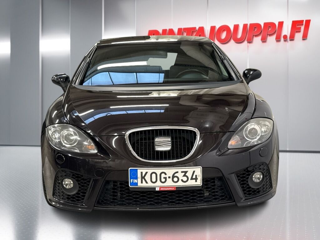 Seat Leon 2007 Musta