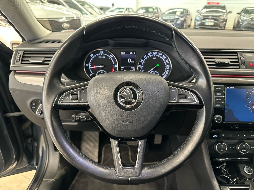 Skoda Superb 2017 Harmaa