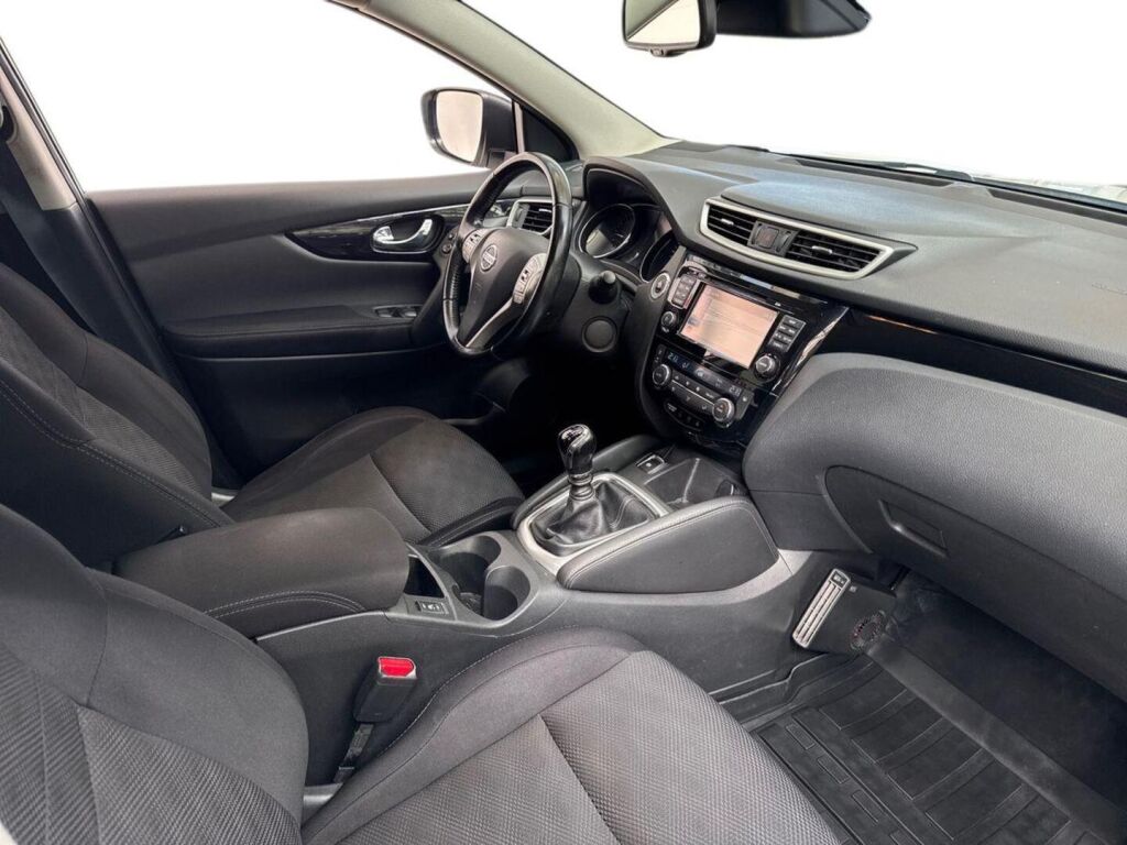 Nissan Qashqai 2016 Valkoinen