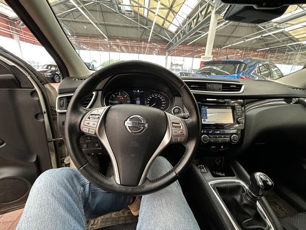 Nissan Qashqai 2016 Valkoinen