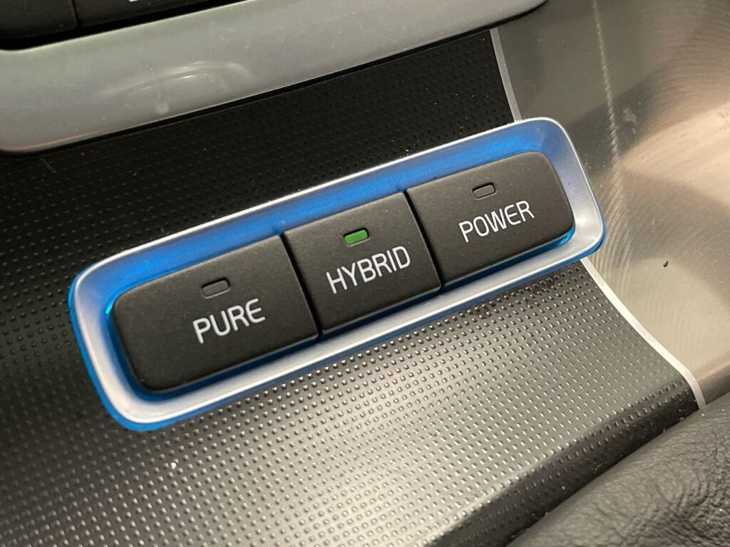 Volvo V60 2014 Musta
