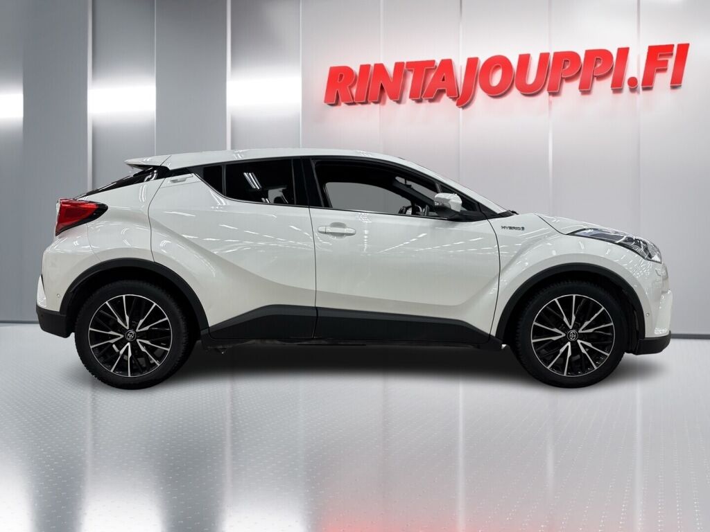 Toyota C-HR 2017 Valkoinen