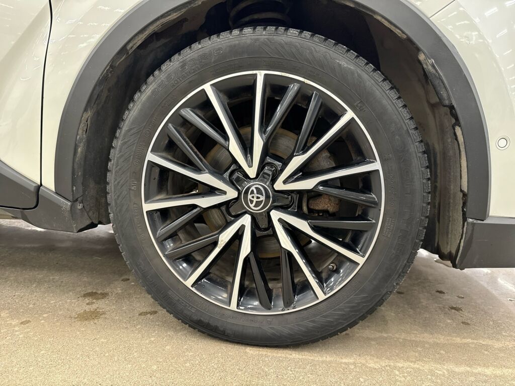 Toyota C-HR 2017 Valkoinen