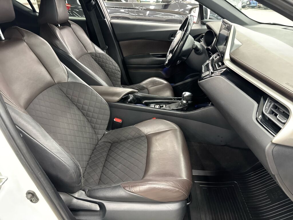 Toyota C-HR 2017 Valkoinen