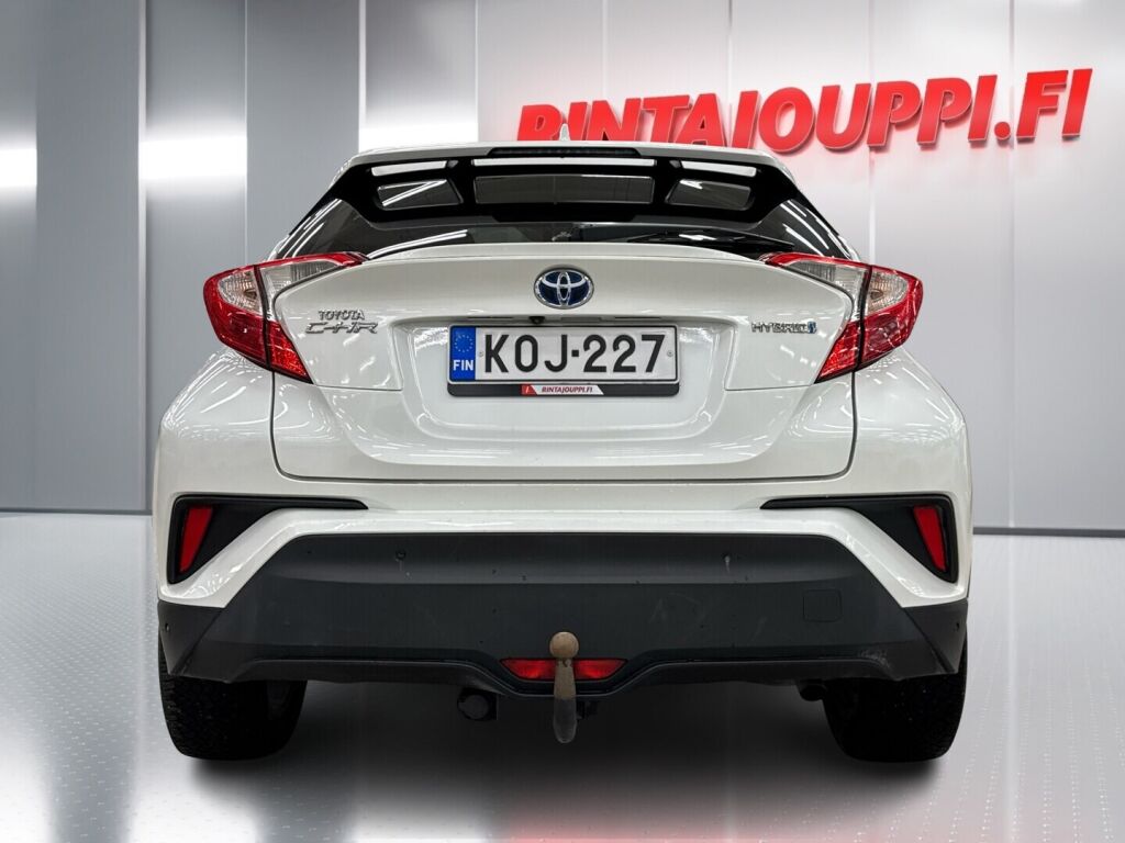 Toyota C-HR 2017 Valkoinen