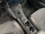 Toyota Auris 2017 Punainen
