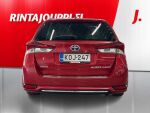 Toyota Auris 2017 Punainen