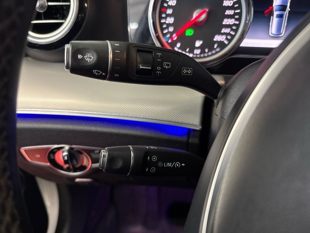 Mercedes-Benz E 2017 Valkoinen