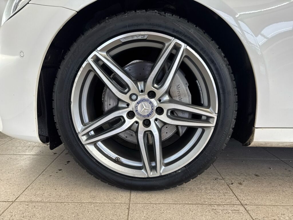 Mercedes-Benz E 2017 Valkoinen