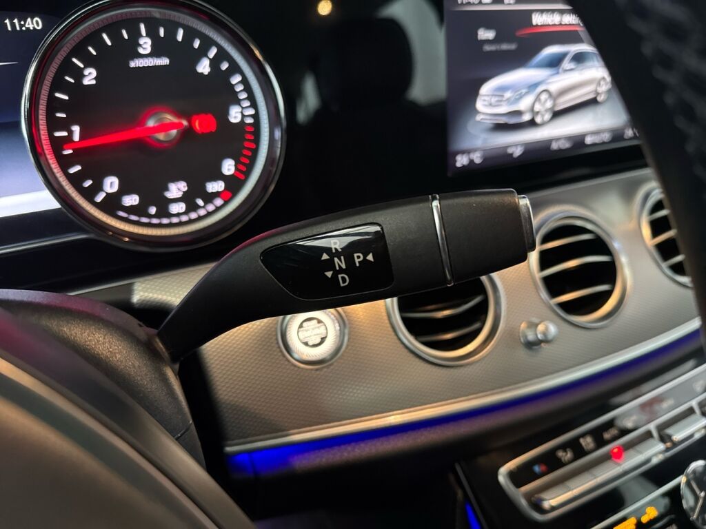 Mercedes-Benz E 2017 Valkoinen