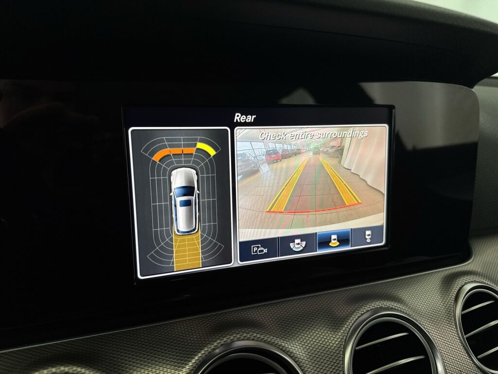 Mercedes-Benz E 2017 Valkoinen