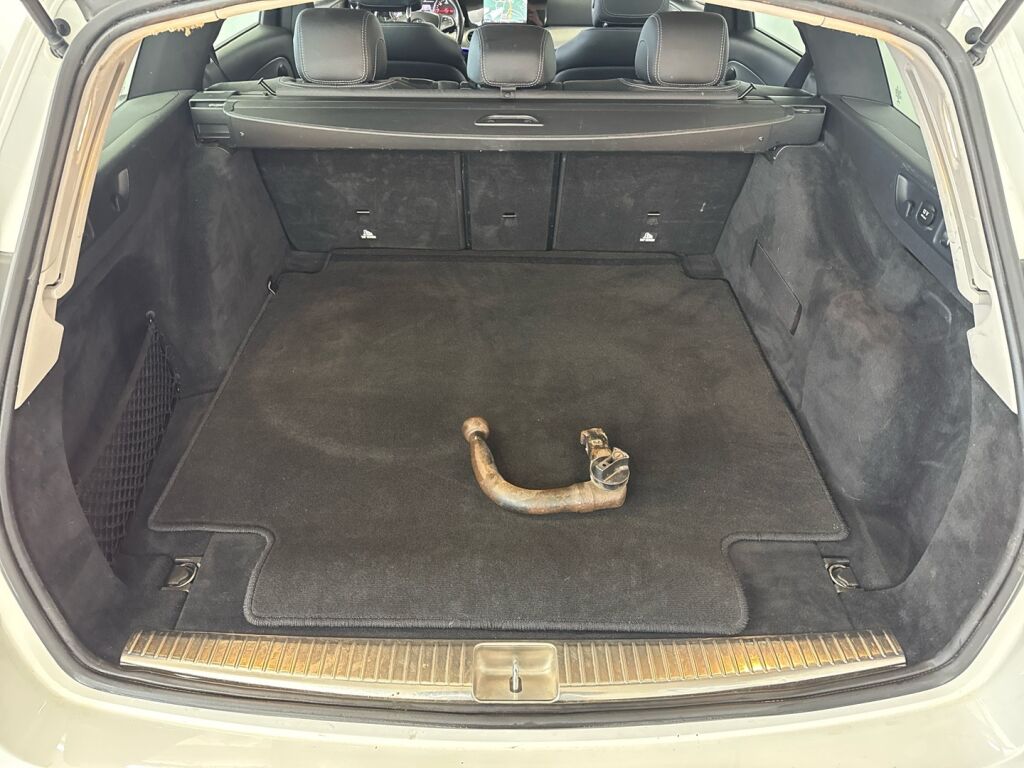 Mercedes-Benz E 2017 Valkoinen