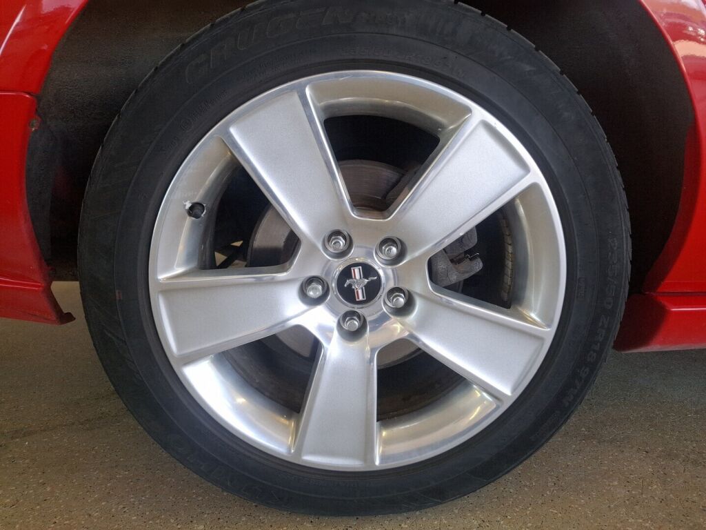 Ford Mustang 2007 Punainen