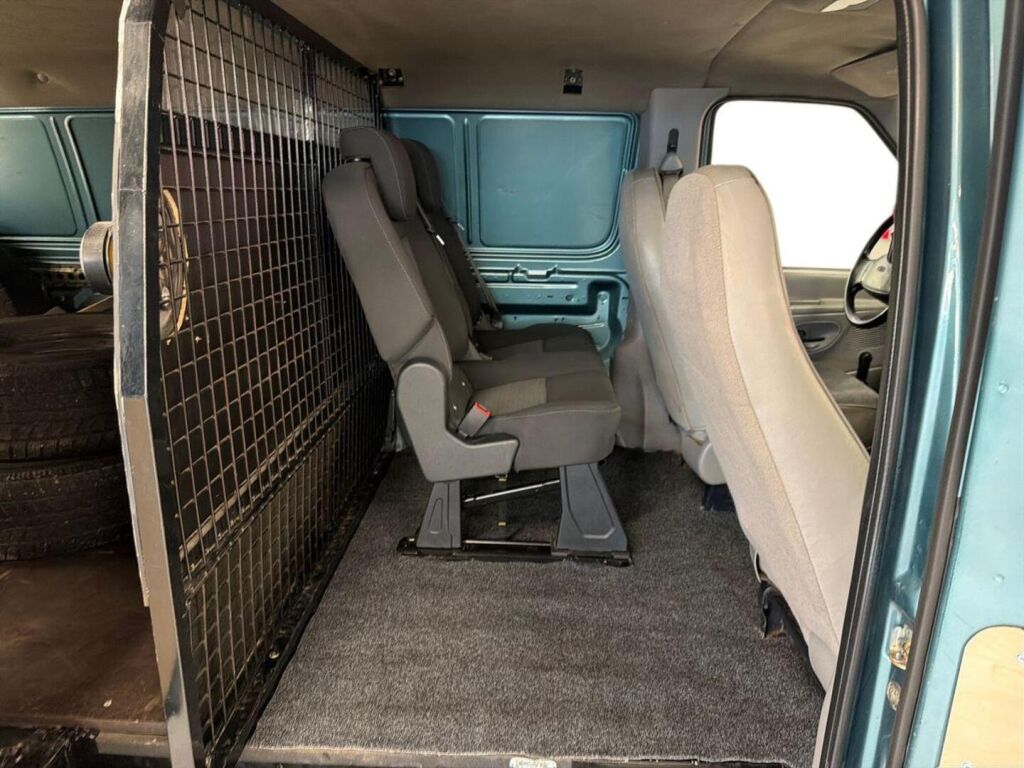 Ford Econoline 1998 