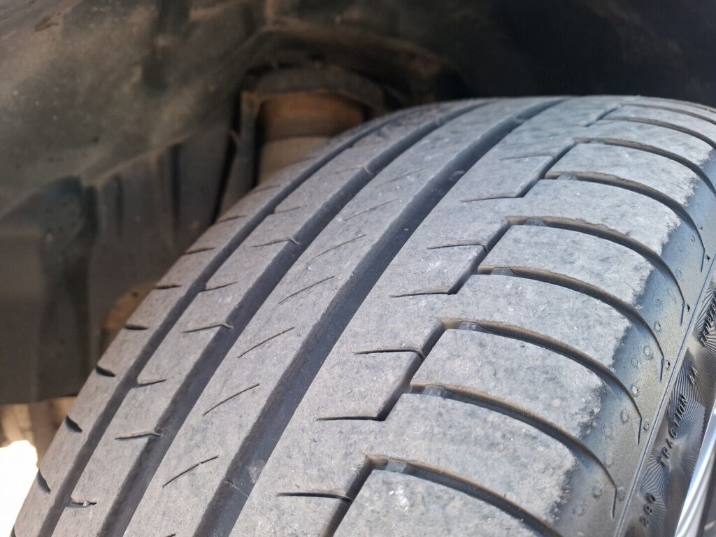 Land Rover Discovery 2010 Harmaa