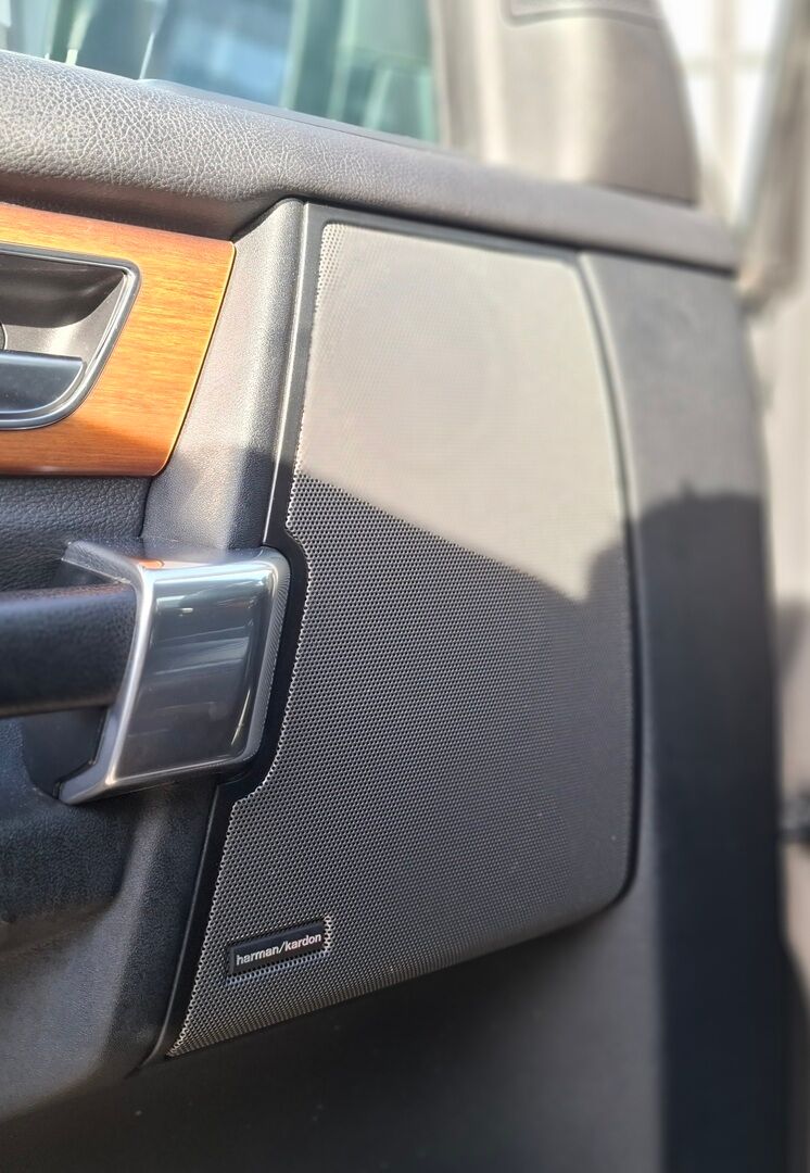 Land Rover Discovery 2010 Harmaa