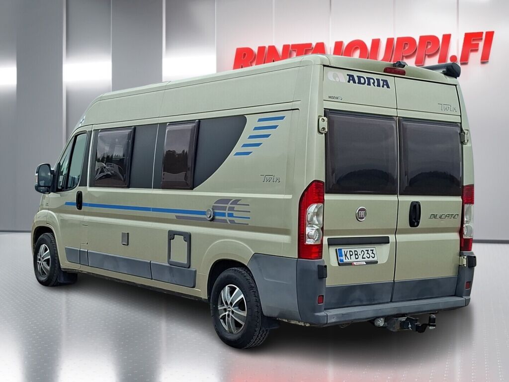 Adria Twin 600 SP 2010 Beige