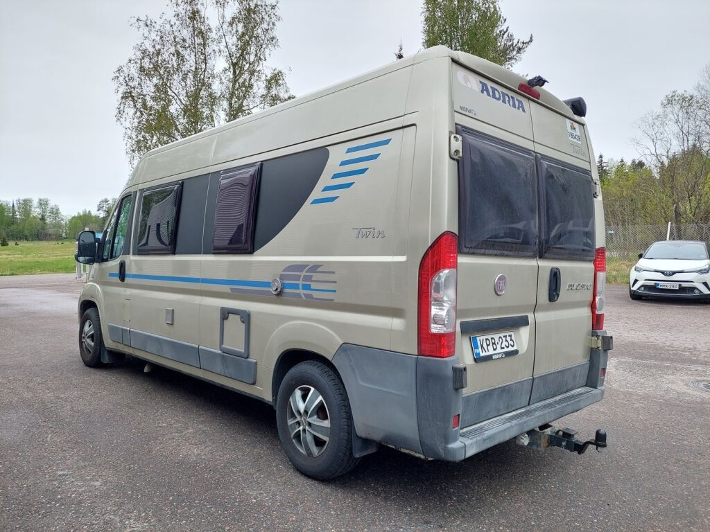Adria Twin 600 SP 2010 Beige