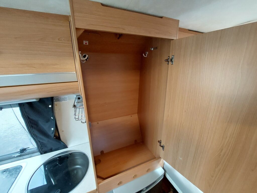 Adria Twin 600 SP 2010 Beige