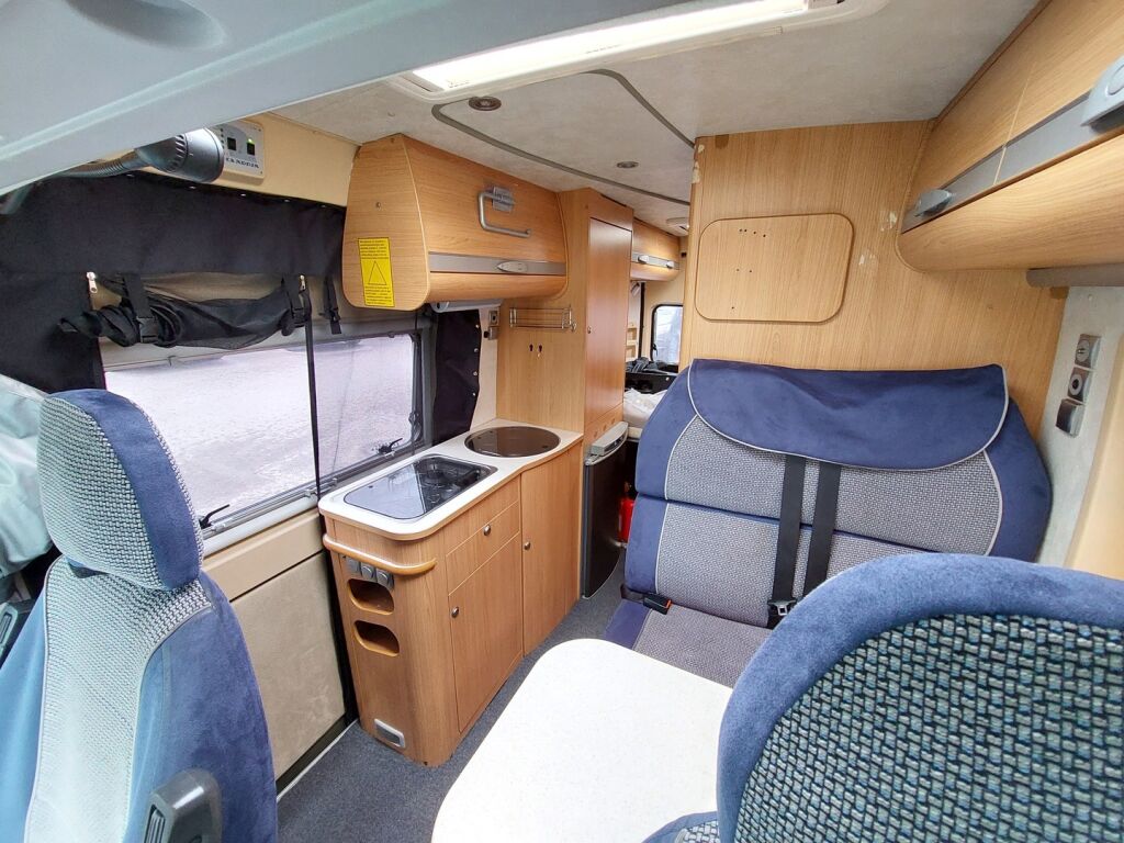 Adria Twin 600 SP 2010 Beige