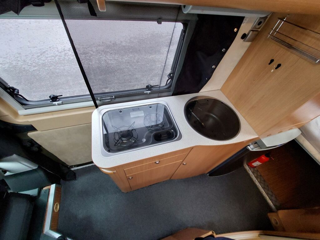 Adria Twin 600 SP 2010 Beige