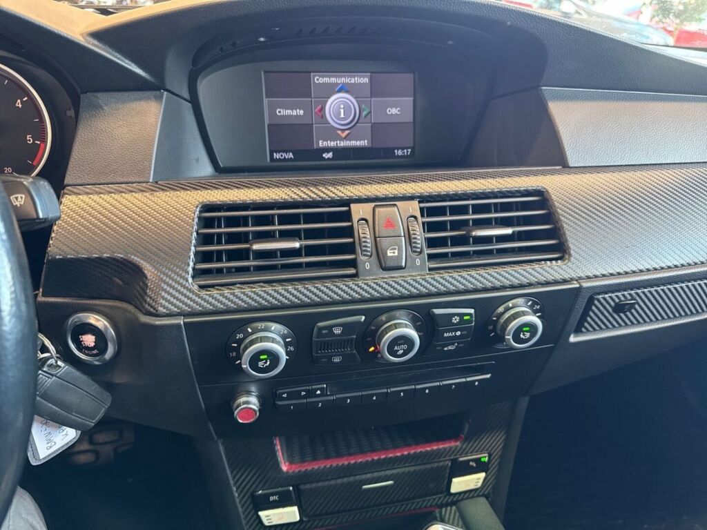 BMW 520 2009 Musta