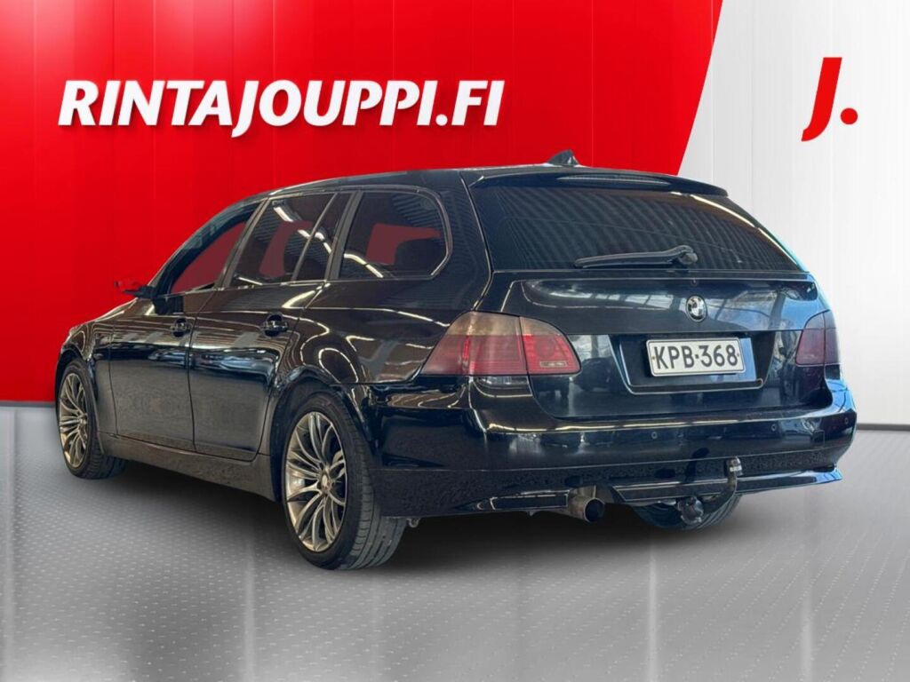 BMW 520 2009 Musta
