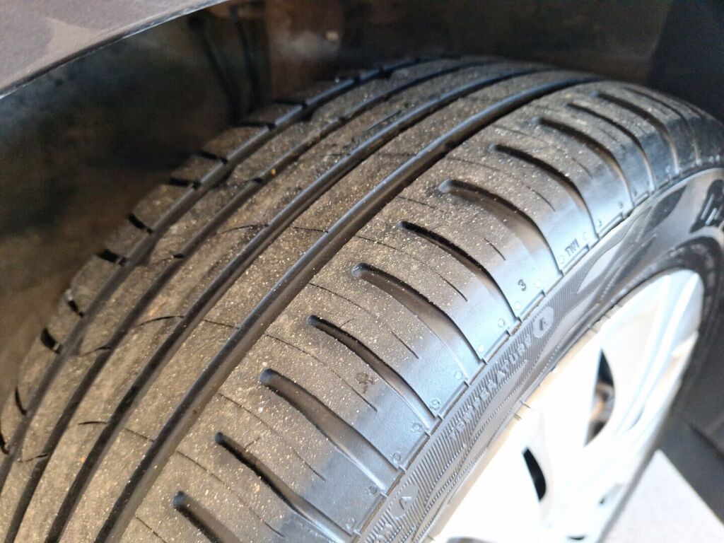 Toyota Corolla 2008 Harmaa