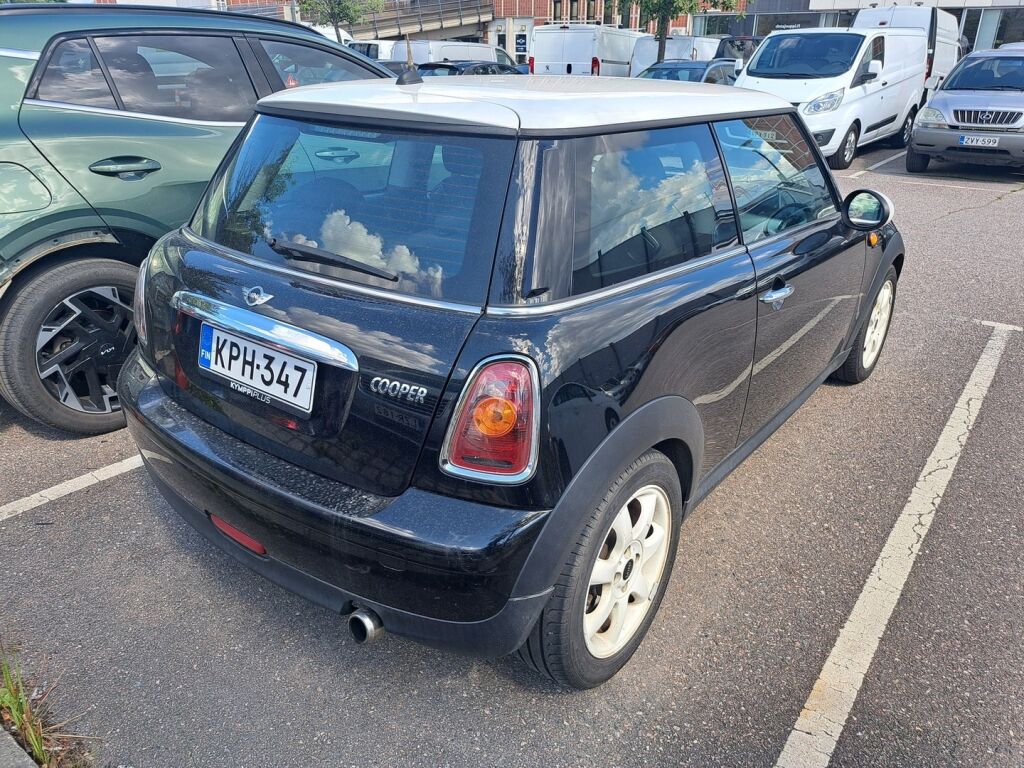 Mini Cooper 2009 Musta