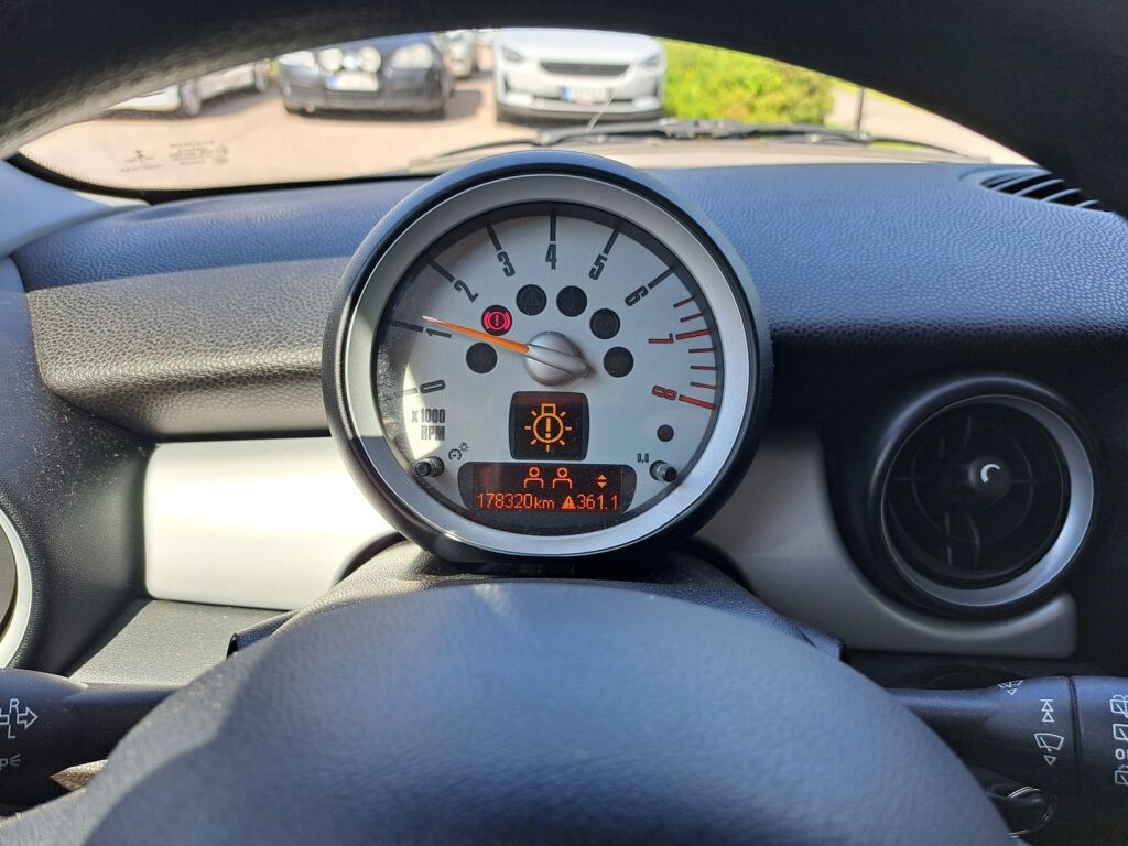 Mini Cooper 2009 Musta