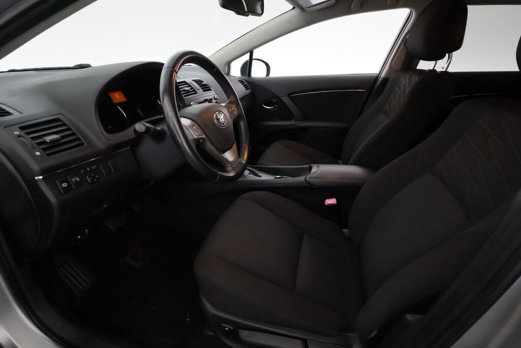 Toyota Avensis 2009 Harmaa