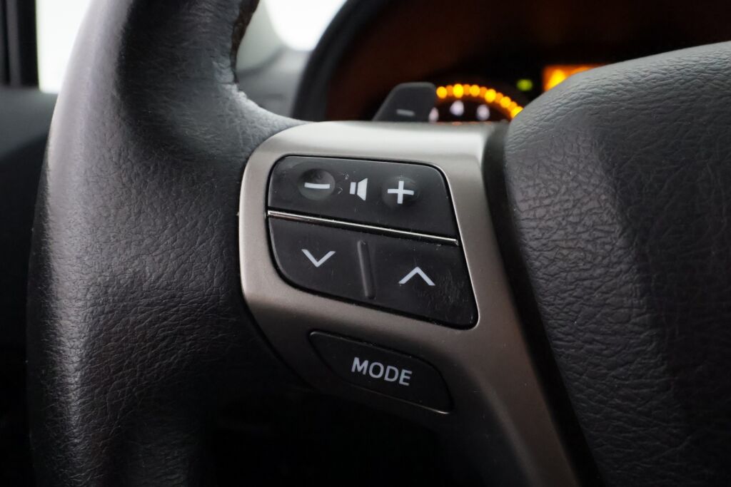 Toyota Avensis 2009 Harmaa