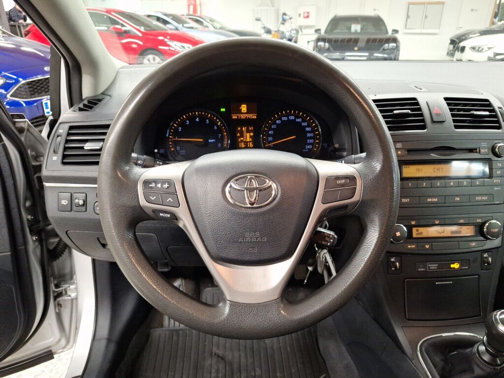 Toyota Avensis 2009 Hopea