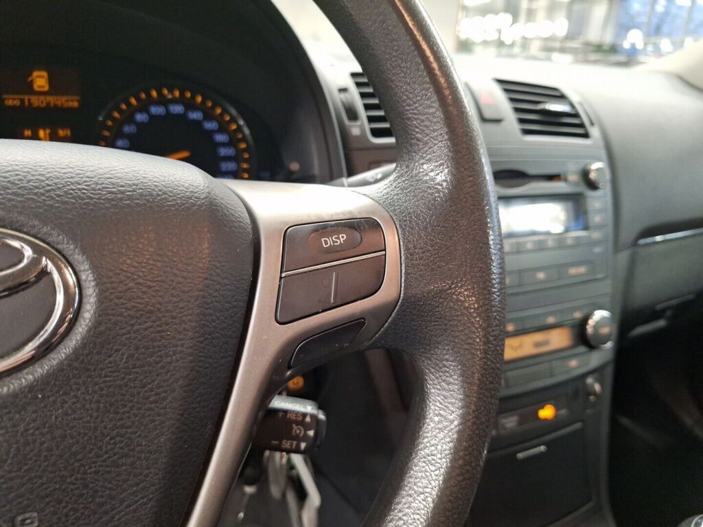 Toyota Avensis 2009 Hopea