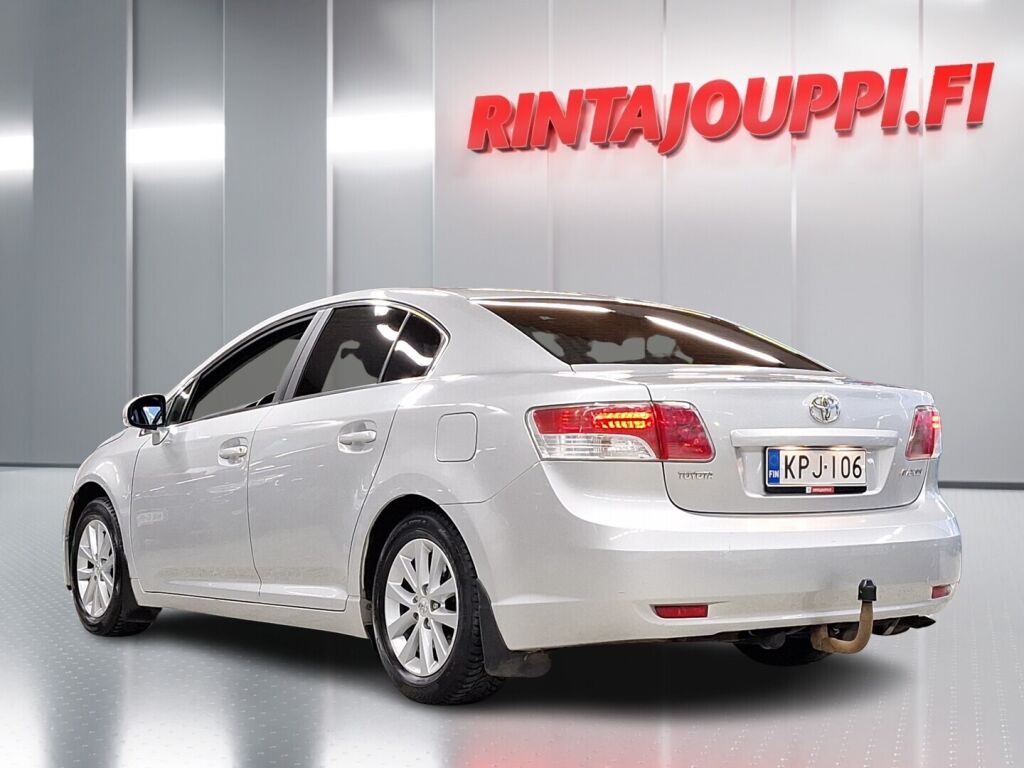 Toyota Avensis 2009 Hopea