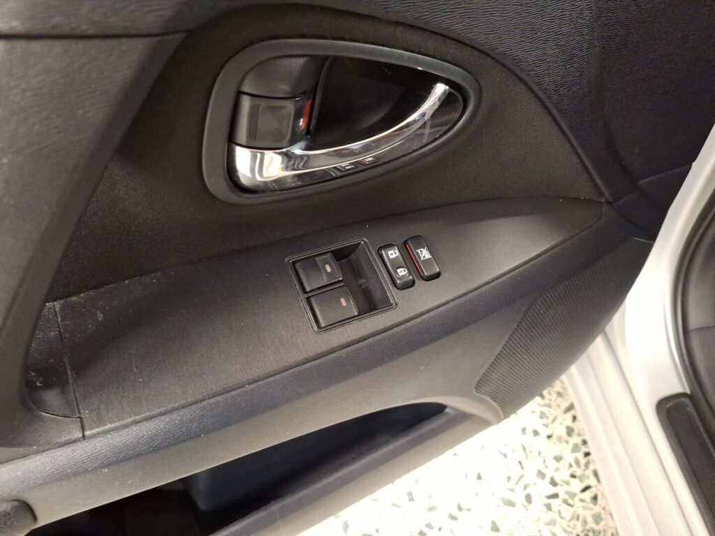 Toyota Avensis 2009 Hopea