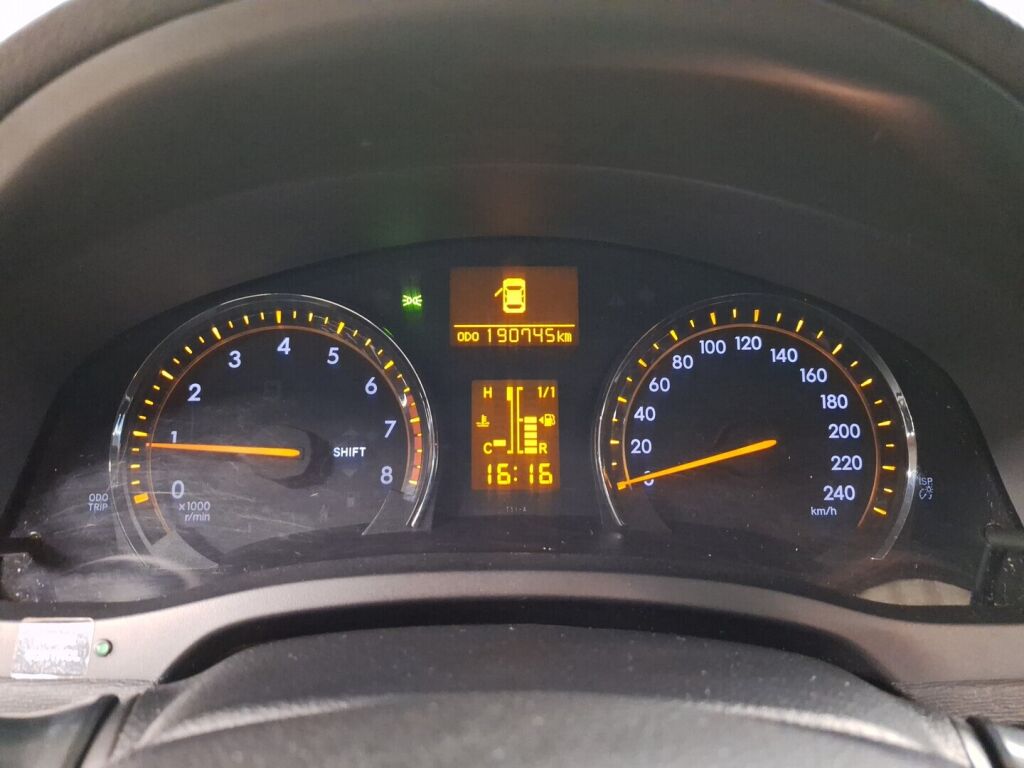 Toyota Avensis 2009 Hopea