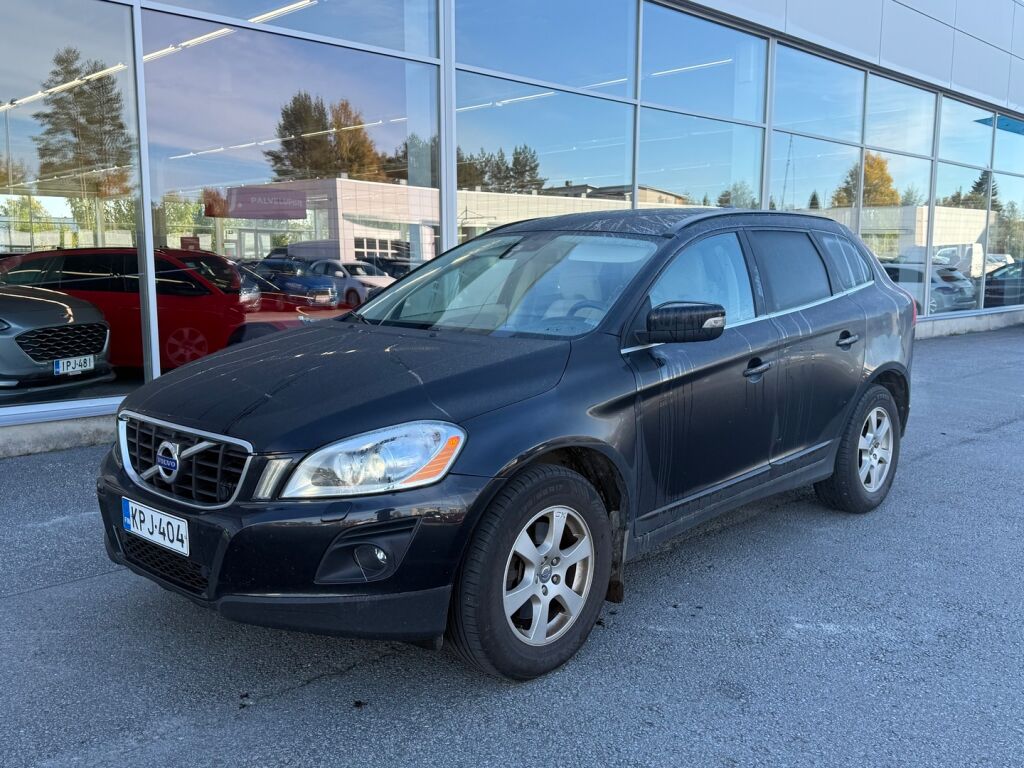 Volvo XC60 2009 Musta