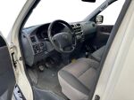 Toyota Hiace 2010 Valkoinen