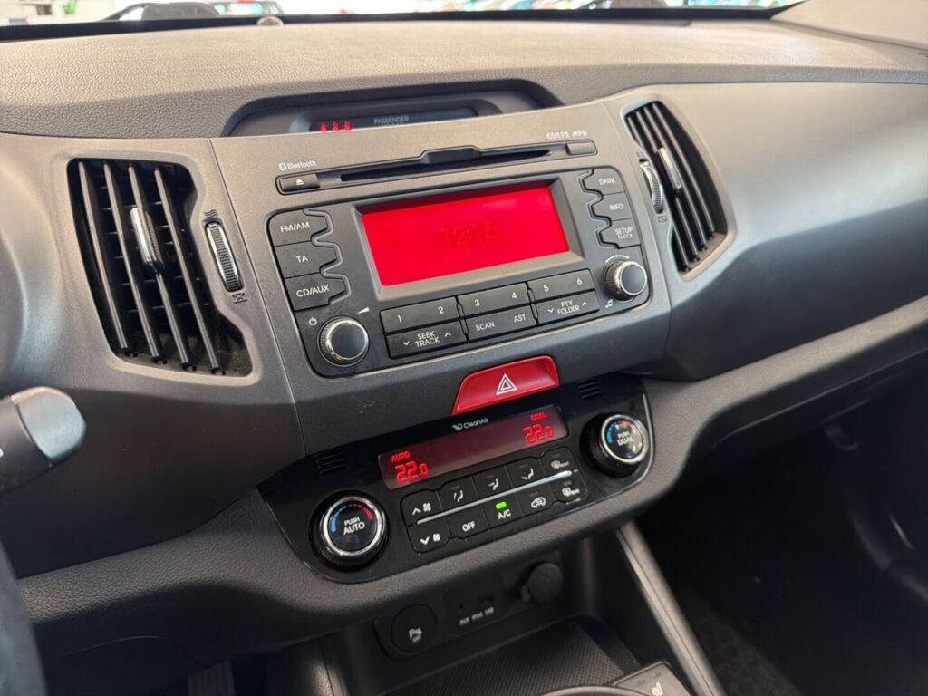 Kia Sportage 2011 Hopea