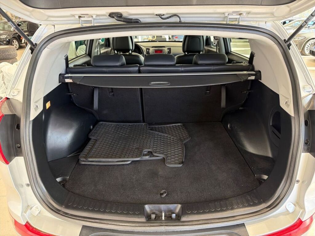 Kia Sportage 2011 Hopea