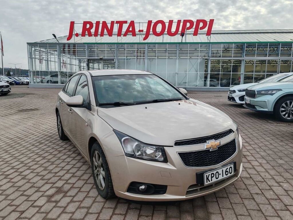 Chevrolet Cruze 2011 Ruskea (beige)